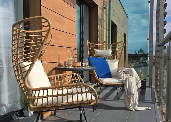 Zachodni Brzeg * Kołobrzeg